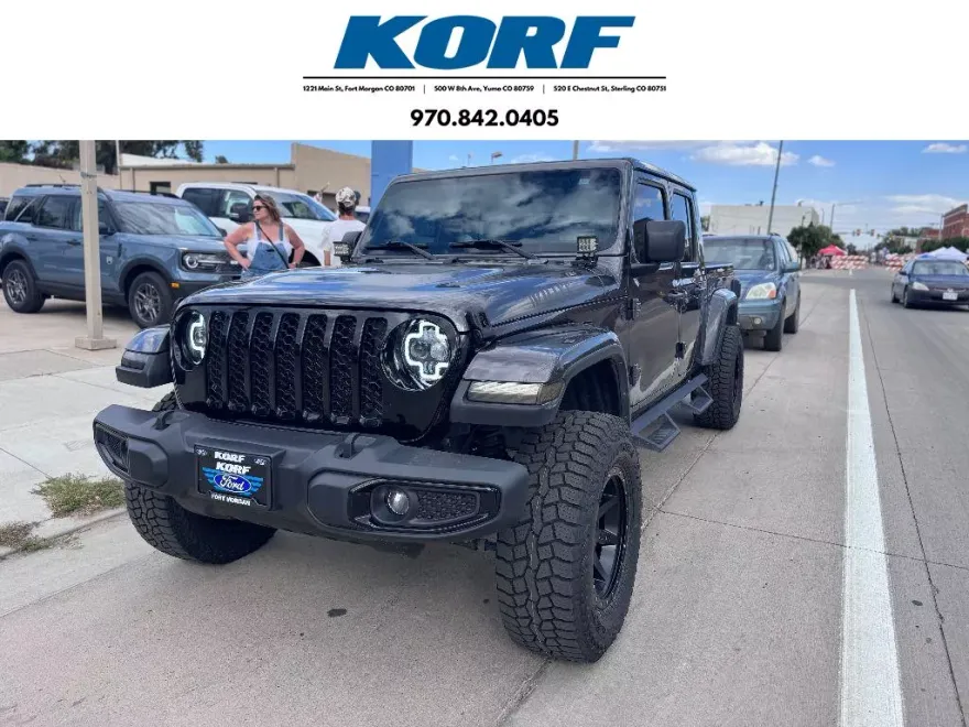 2023 Jeep Gladiator Willys photo 1