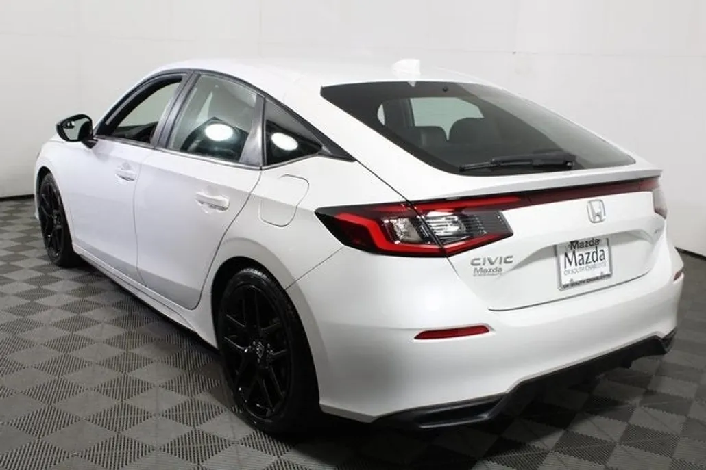 2022 Honda Civic Hatchback Sport photo 1