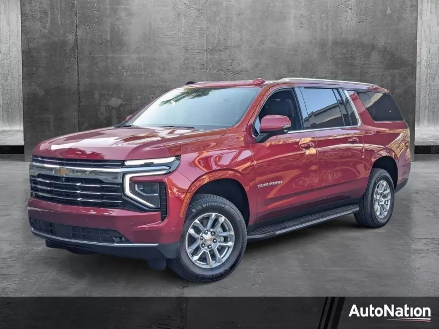 2025 Chevrolet Suburban LT photo 1