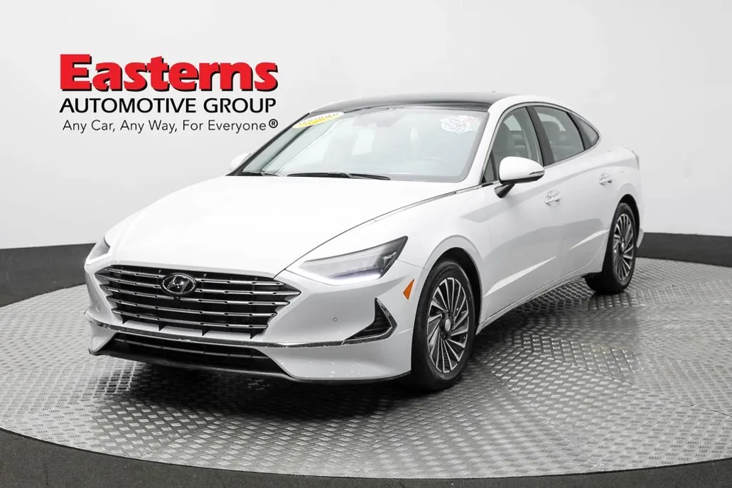 2022 Hyundai Sonata Hybrid Limited photo 1