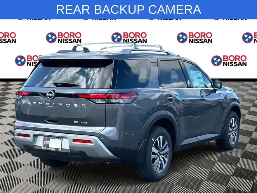 2025 Nissan Pathfinder SL photo 1