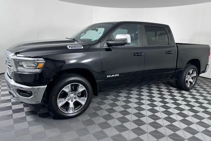 2023 Ram 1500 Laramie photo 1
