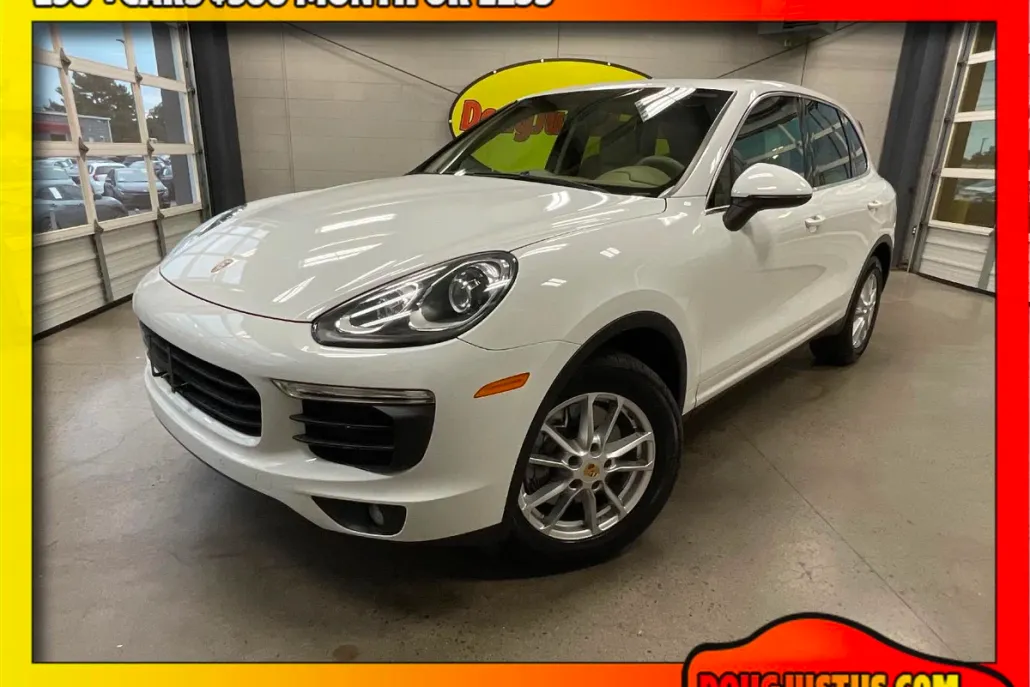 2016 Porsche Cayenne photo 1