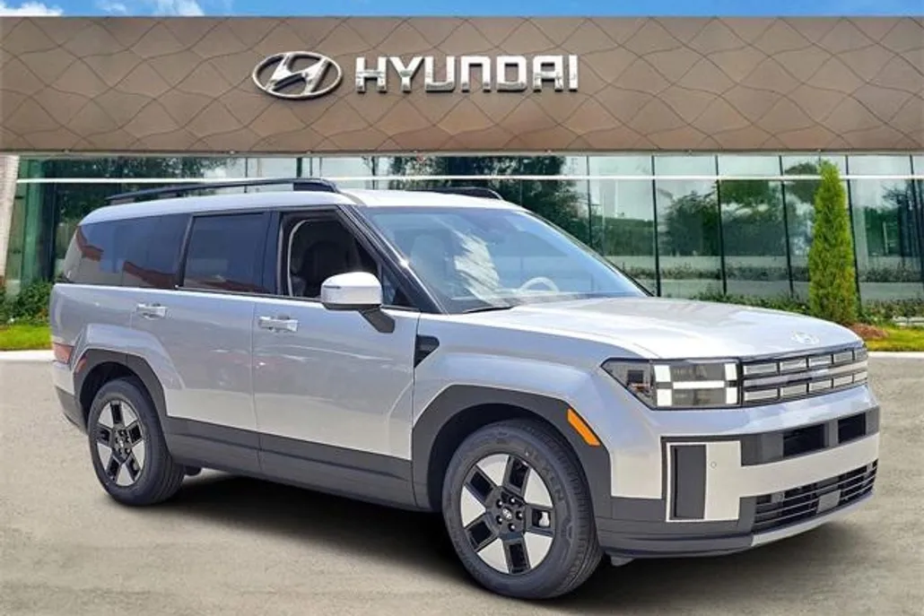 2026 Hyundai Santa Fe SEL photo 1