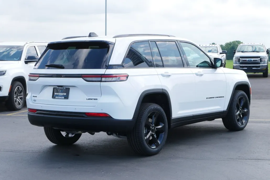 2025 Jeep Grand Cherokee Limited photo 1