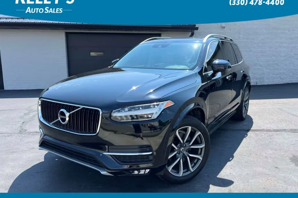 2019 Volvo XC90 Momentum photo 1