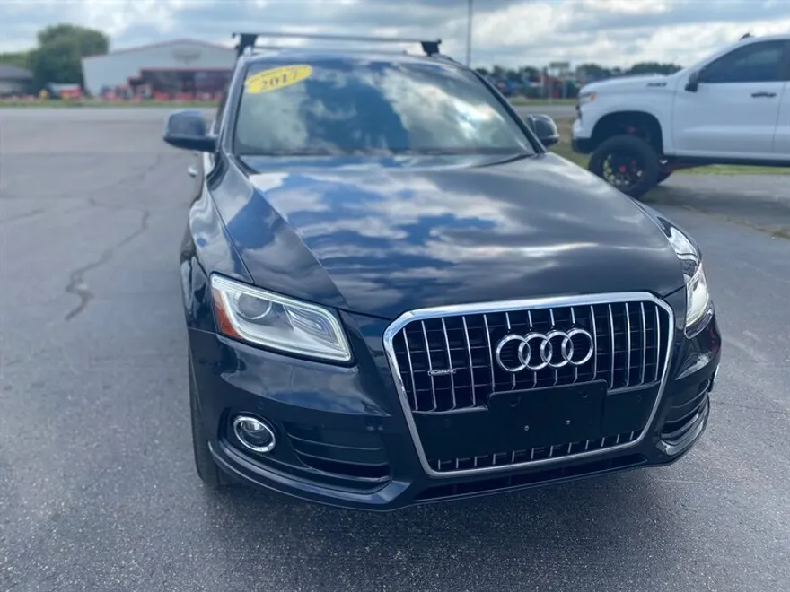 2017 Audi Q5 2.0T Premium photo 1
