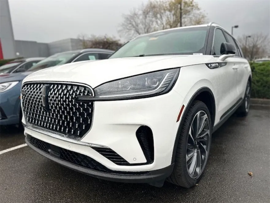 2025 Lincoln Aviator Reserve photo 1