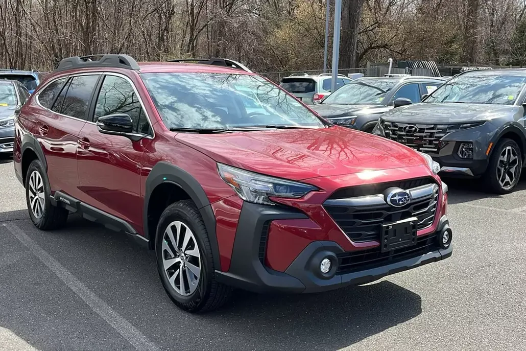 2024 Subaru Outback Premium photo 1