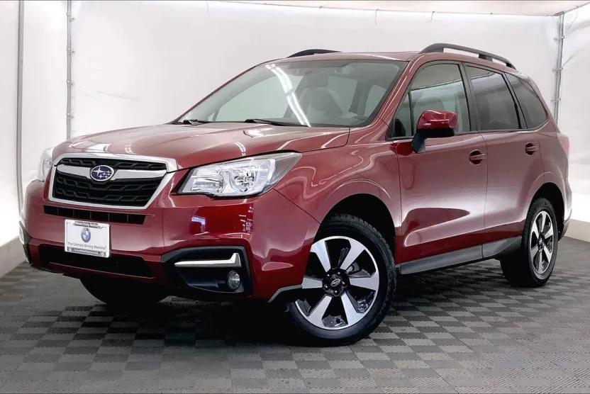 2018 Subaru Forester 2.5i Premium photo 1