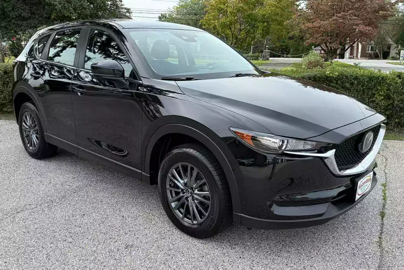 2020 Mazda CX-5 Sport photo 1