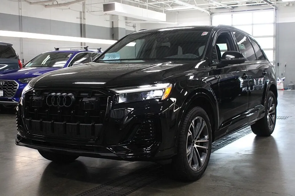 2025 Audi Q7 Premium Plus photo 1