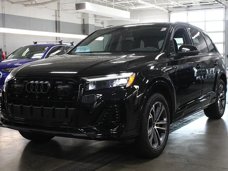 2025 Audi Q7 Premium Plus photo 1