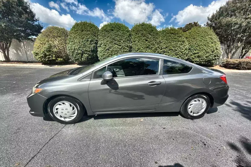 2012 Honda Civic LX photo 1