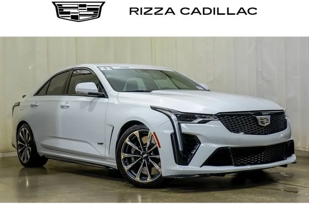 2022 Cadillac CT4 photo 1