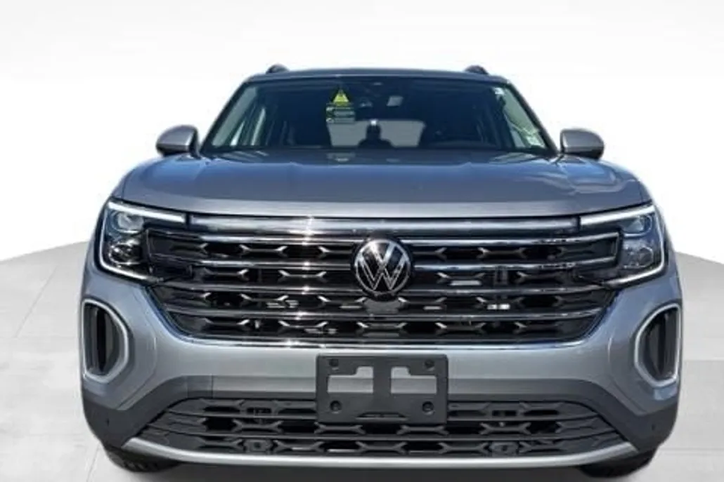 2026 Volkswagen Atlas SE Technology photo 1
