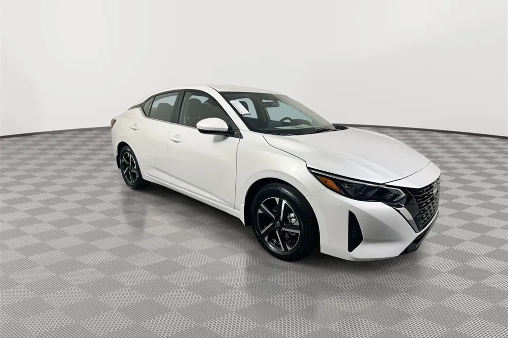 2025 Nissan Sentra SV photo 1