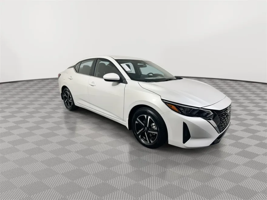 2025 Nissan Sentra SV photo 1