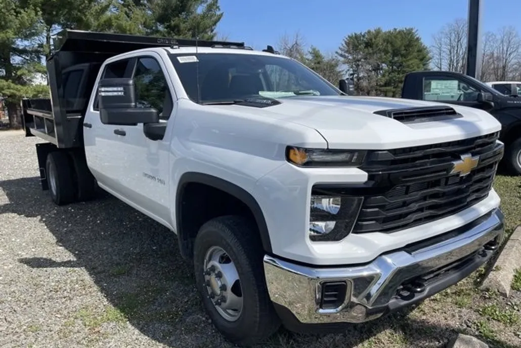 2025 Chevrolet Silverado 3500HD Work Truck photo 1
