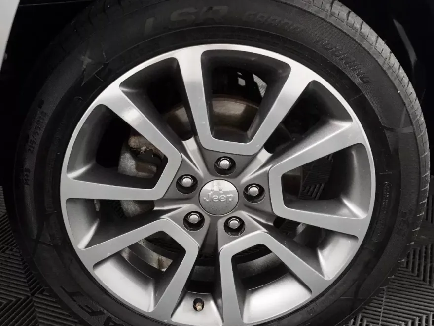 2017 Jeep Compass High Altitude photo 5