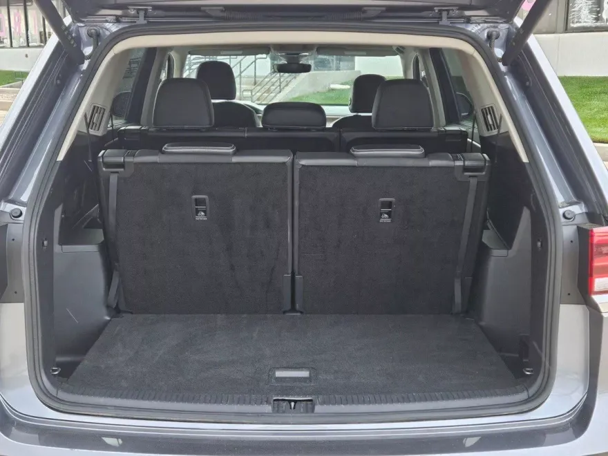 2025 Volkswagen Atlas SE Technology photo 1