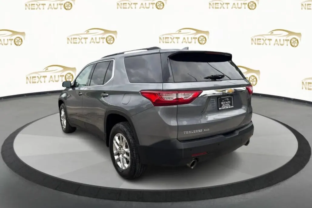 2020 Chevrolet Traverse Cloth photo 1