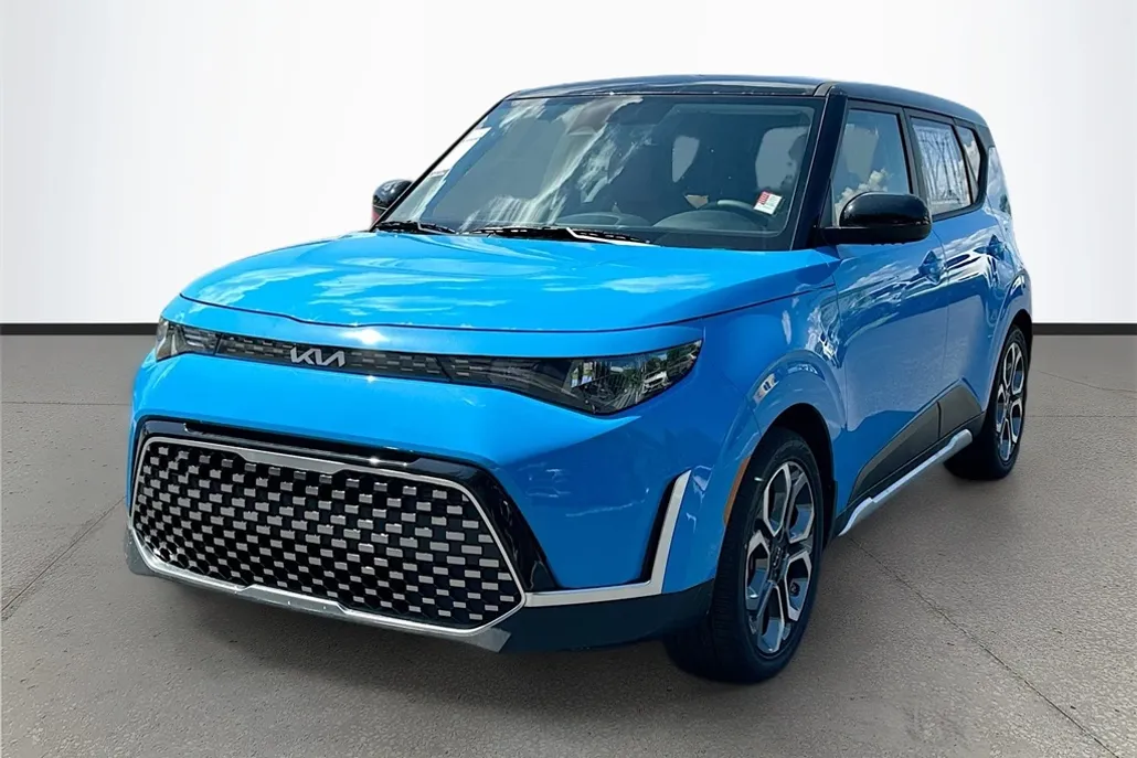 2025 Kia Soul EX photo 1