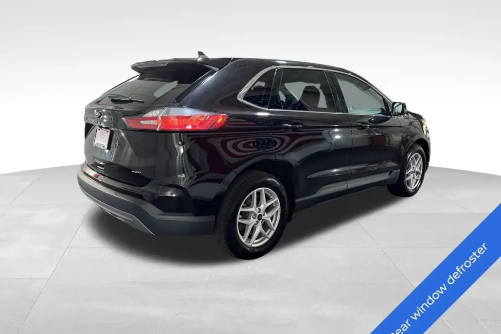 2024 Ford Edge SEL photo 1