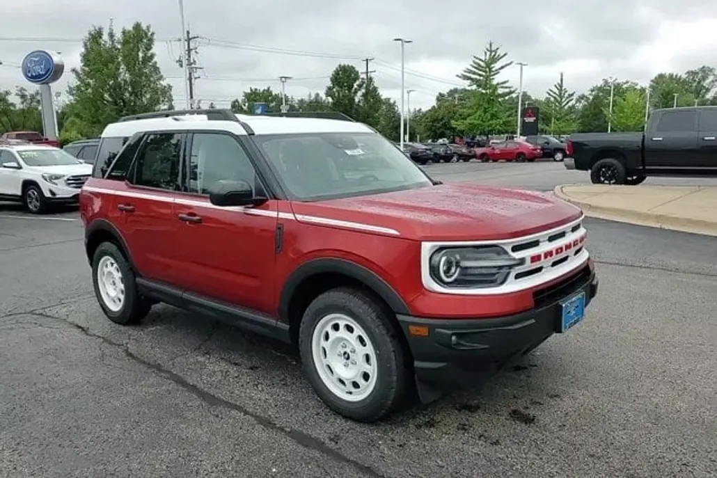 2024 Ford Bronco Sport Heritage photo 1