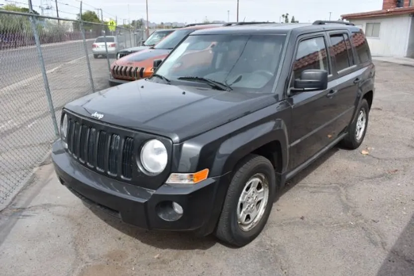 2010 Jeep Patriot Sport photo 1