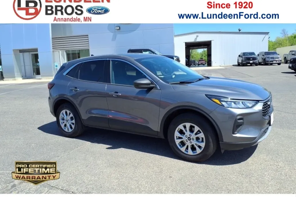 2024 Ford Escape Active photo 1