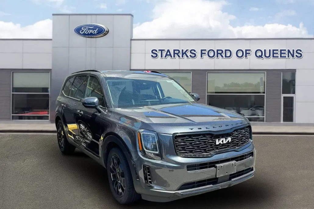2022 Kia Telluride EX photo 1