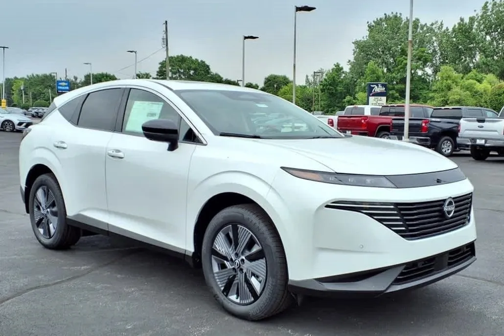 2025 Nissan Murano SL photo 1