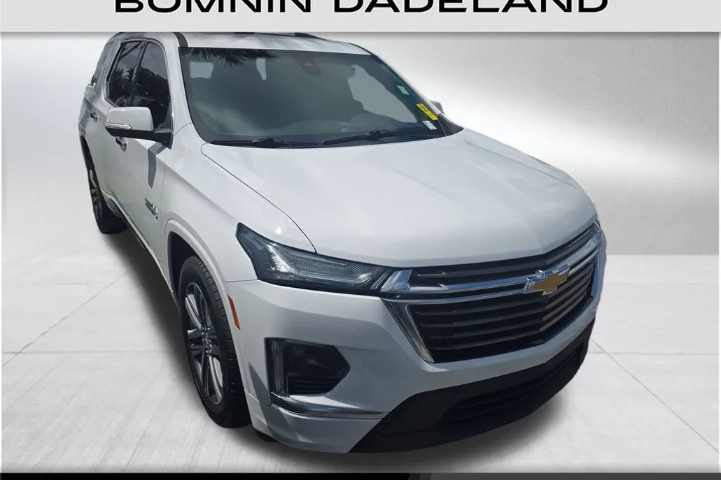 2022 Chevrolet Traverse High Country photo 1