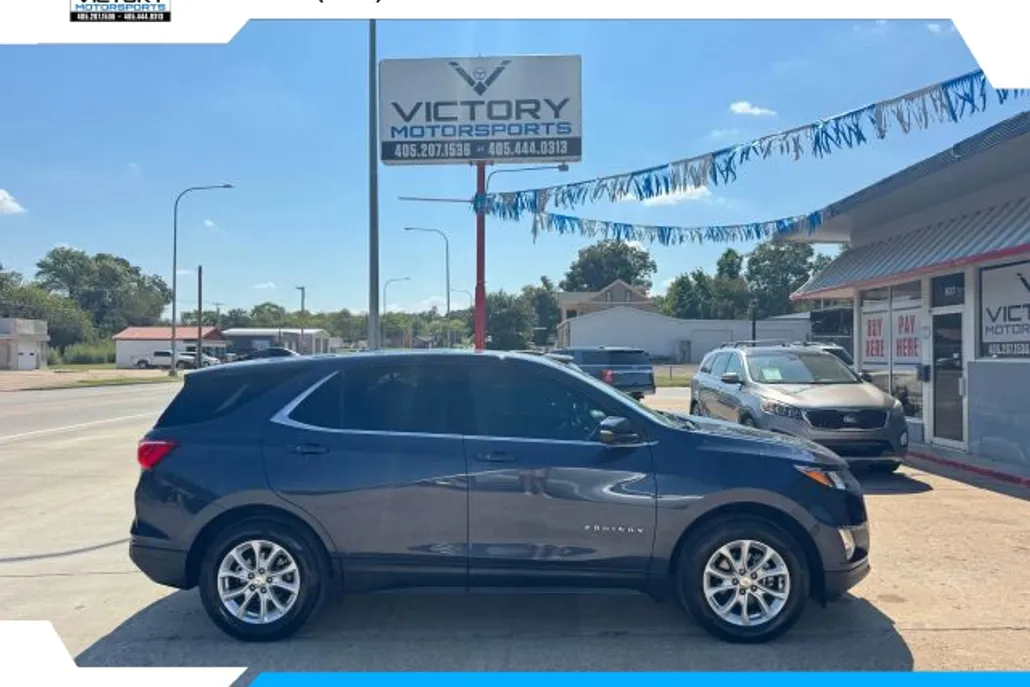 2018 Chevrolet Equinox LT photo 1
