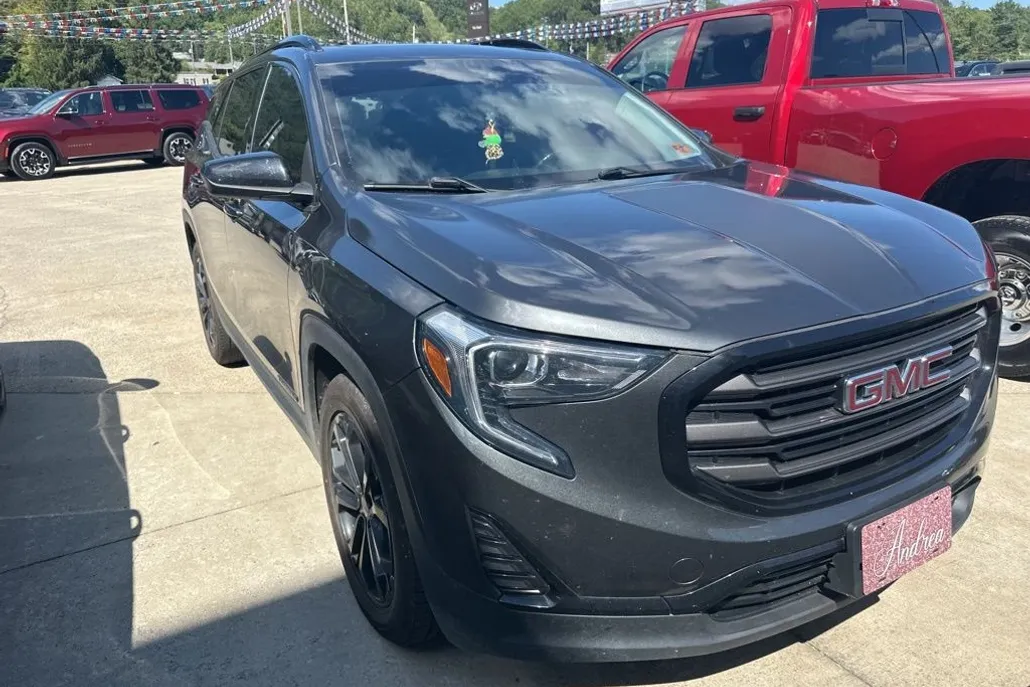 2020 Gmc Terrain SLE photo 1