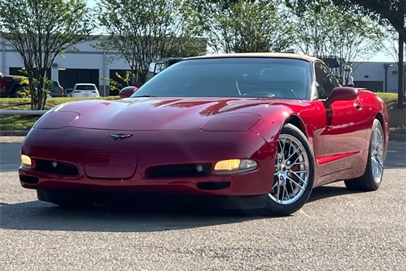 2004 Chevrolet Corvette Base photo 1