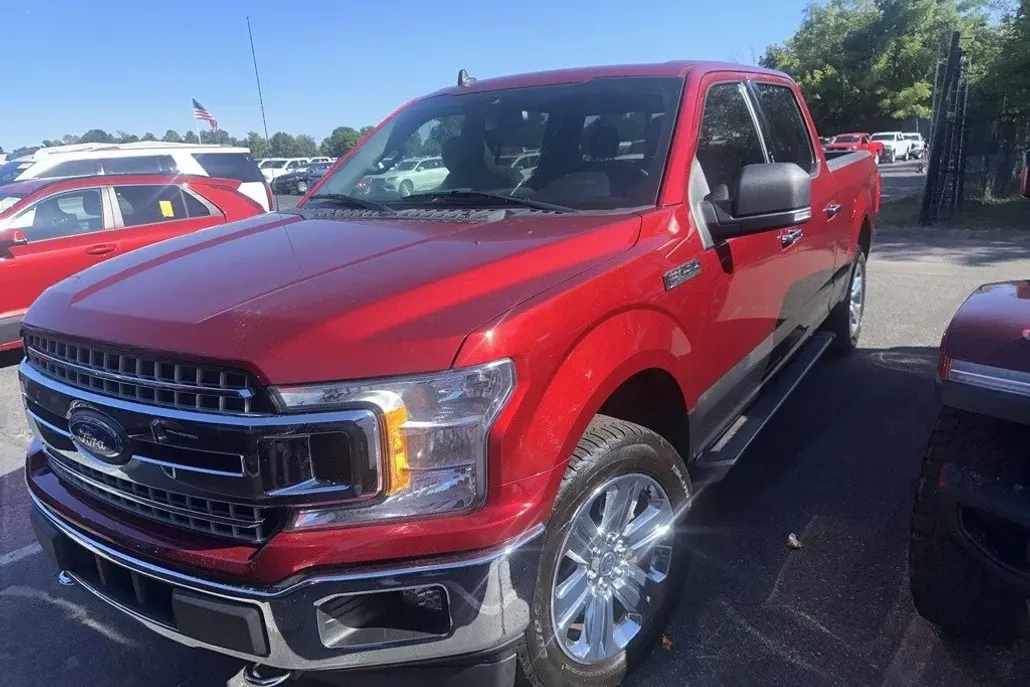 2019 Ford F-150 XLT photo 1