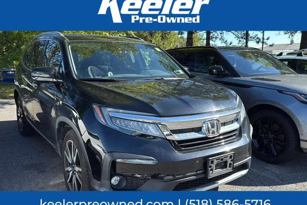 2020 Honda Pilot Touring photo 1