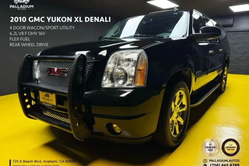 2010 Gmc Yukon XL 1500 Denali photo 1