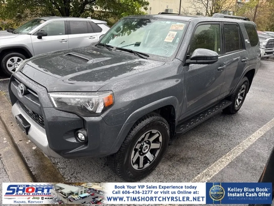 2024 Toyota 4Runner TRD Off-Road photo 1