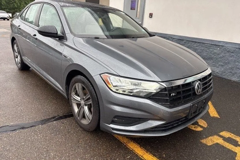 2021 Volkswagen Jetta S R-Line photo 1