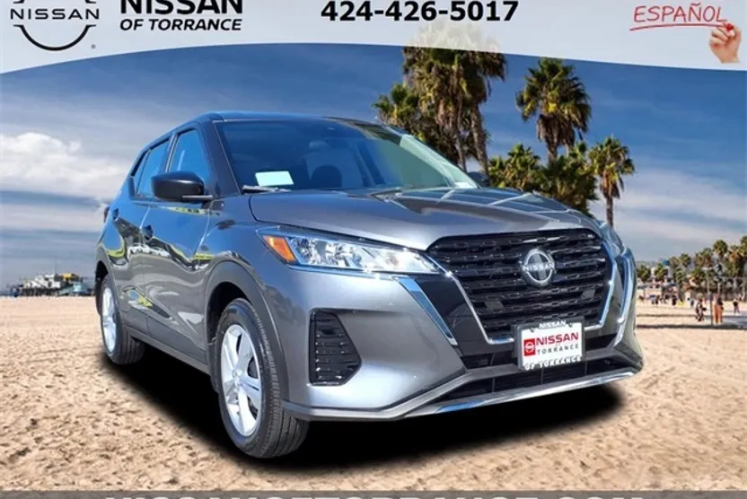 2025 Nissan Kicks Play S photo 1