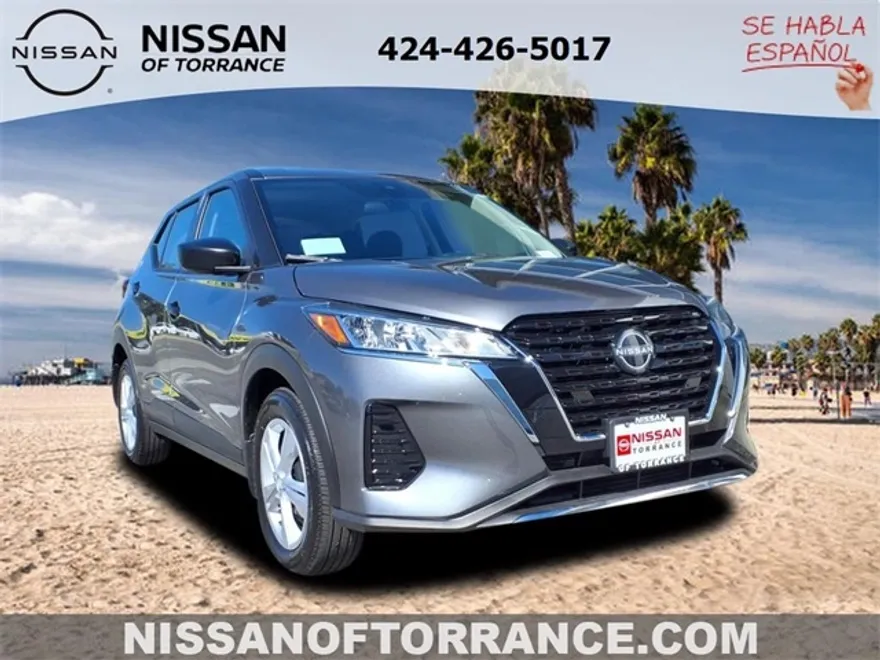 2025 Nissan Kicks Play S photo 1