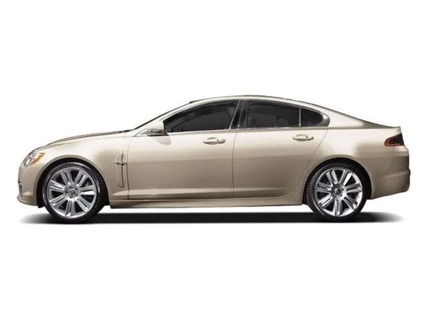 2010 Jaguar XF Luxury photo 1