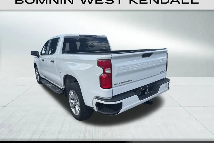 2022 Chevrolet Silverado 1500 Custom photo 1