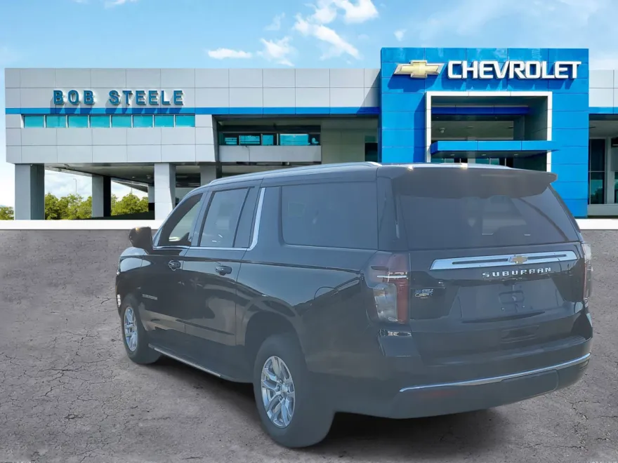 2022 Chevrolet Suburban LS photo 1