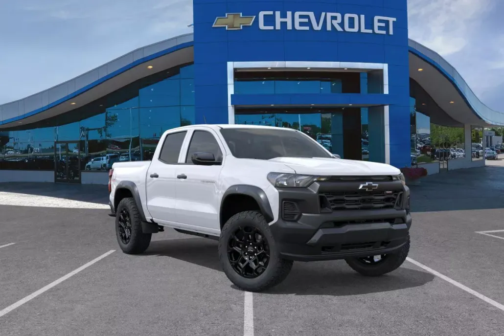 2026 Chevrolet Colorado Trail Boss photo 1