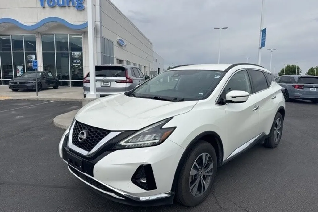 2023 Nissan Murano SV photo 1