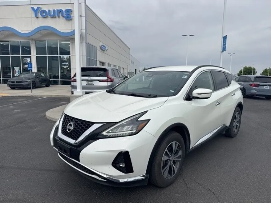2023 Nissan Murano SV photo 1